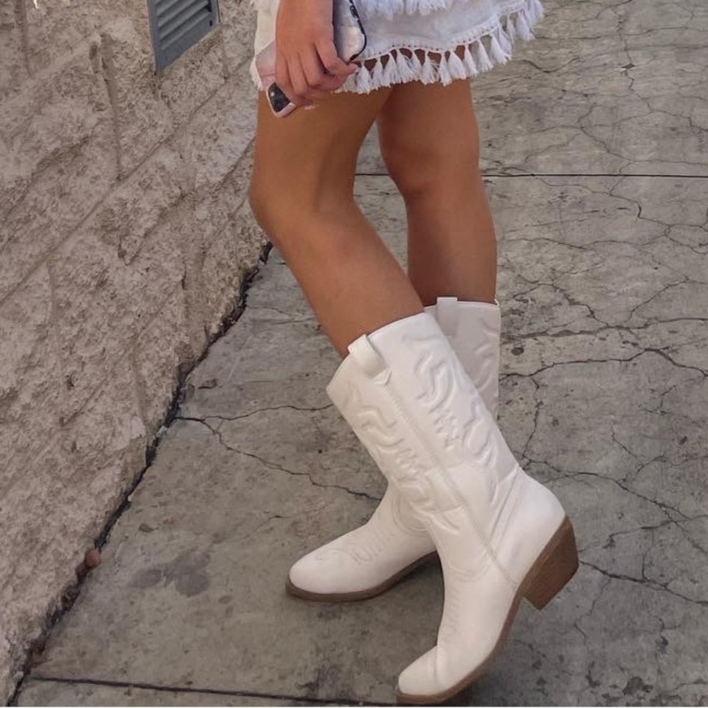 White cowgirl boots